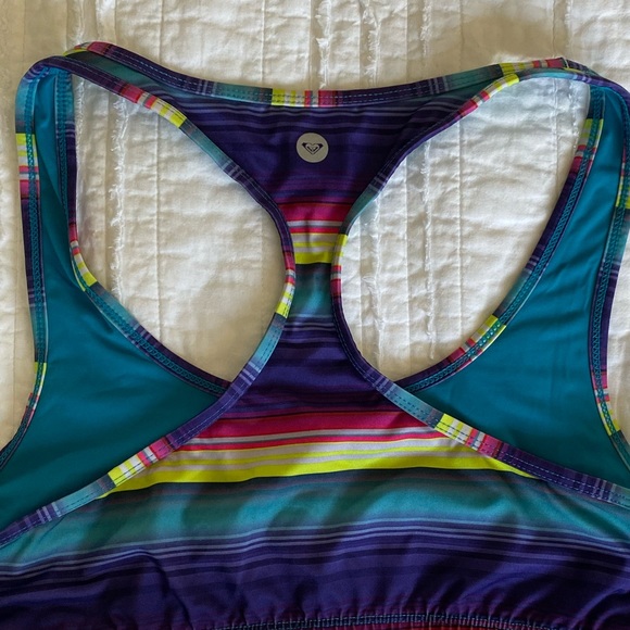 •Roxy Swim Top/ Sports Bra• - Picture 3 of 3